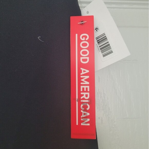 Good American Black Athletic Shorts Size 1 - Picture 3 of 3